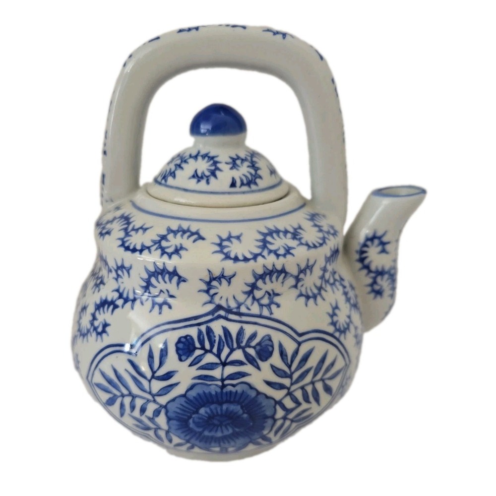 Vintage 80's Blue And White Floral Ceramic Decorative Teapot Chinoiserie